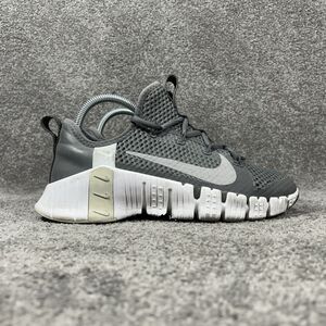 Nike Free Metcon 3 CJ0861-017 Mens Size 6.5 Atmospheric Grey Athletic Shoes Used